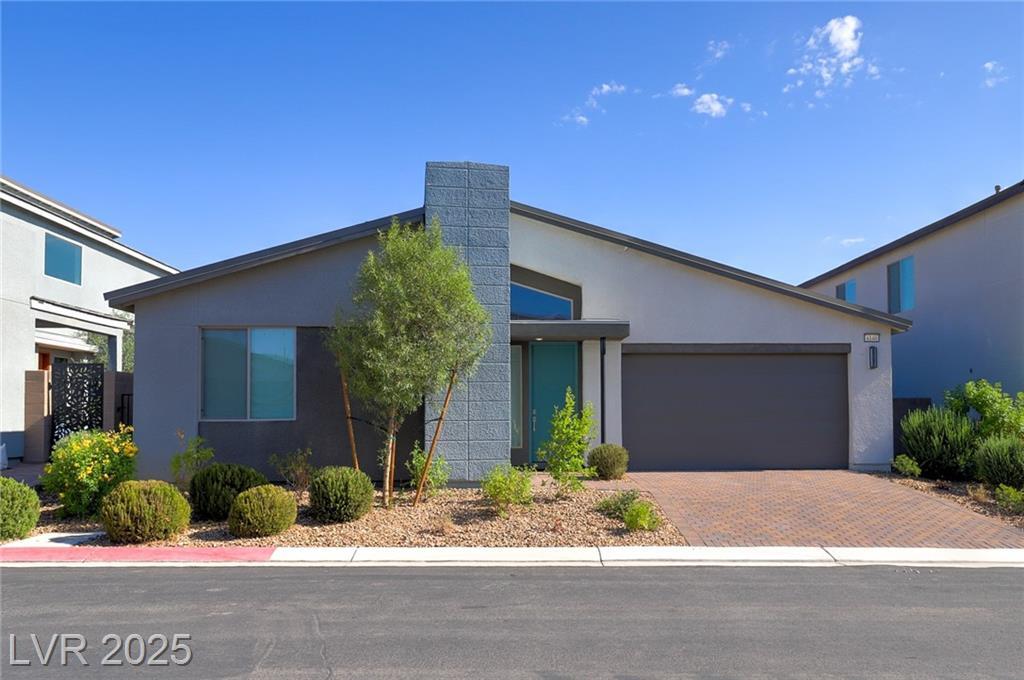 Property Photo: 4140 West Landberg Avenue NV 89141