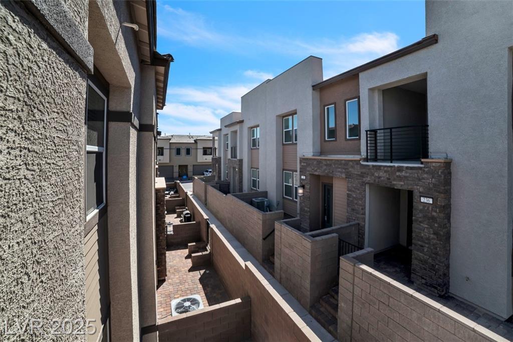 Property Photo:  237 Walsh Peak Avenue  NV 89015 