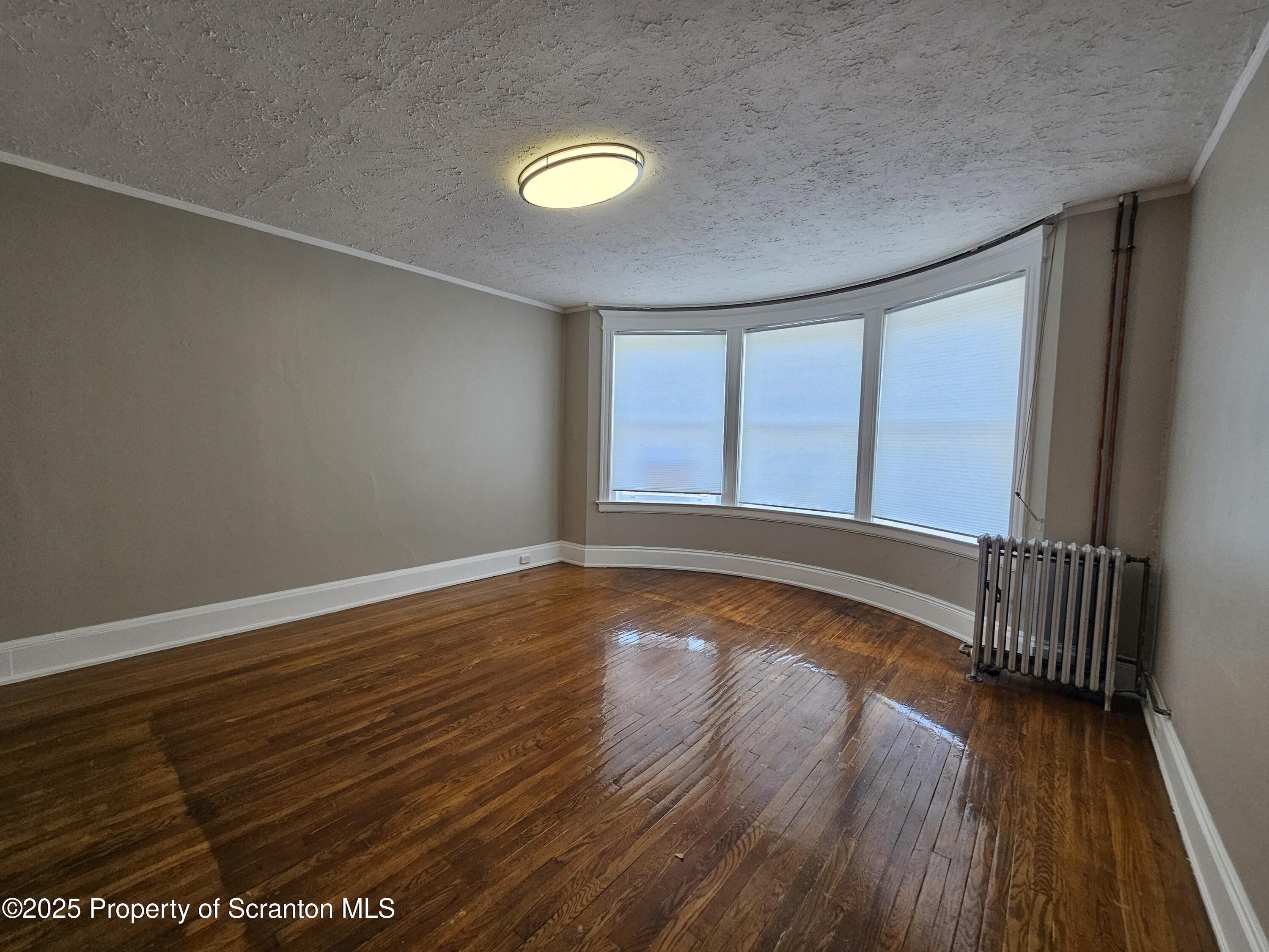Property Photo:  218 S Franklin Street Fl 2  PA 18701 