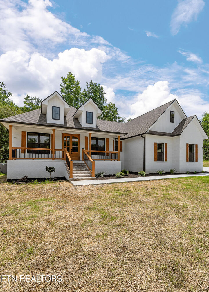Property Photo: 4 Riverchase Drive TN 38571
