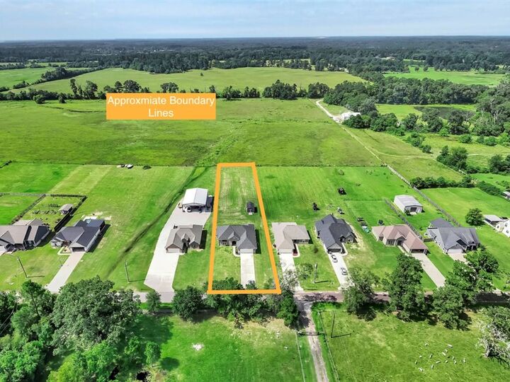 Property Photo:  614 Eastex Road  TX 75901 