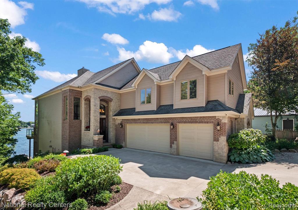 5619 Lakeview Boulevard  Goodrich MI 48438 9654 photo