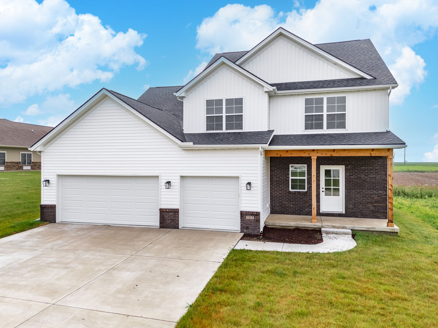 Property Photo: 1313 Woodbine Road IL 61704