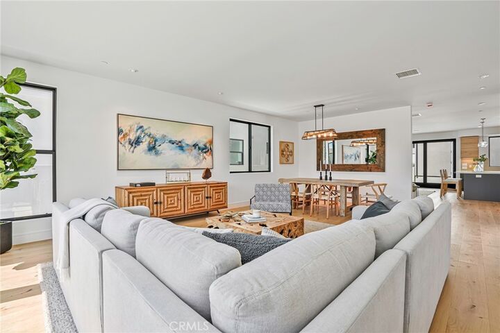 Property Photo: 1003 S Prospect Ave CA 90277