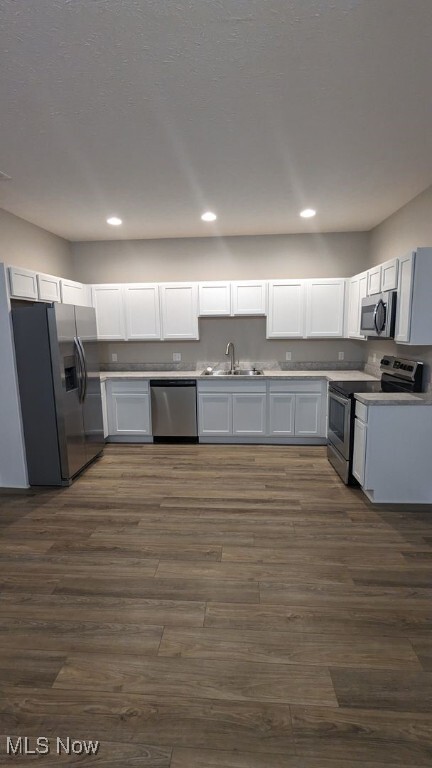 Property Photo:  642 Treadway Boulevard  OH 44054 