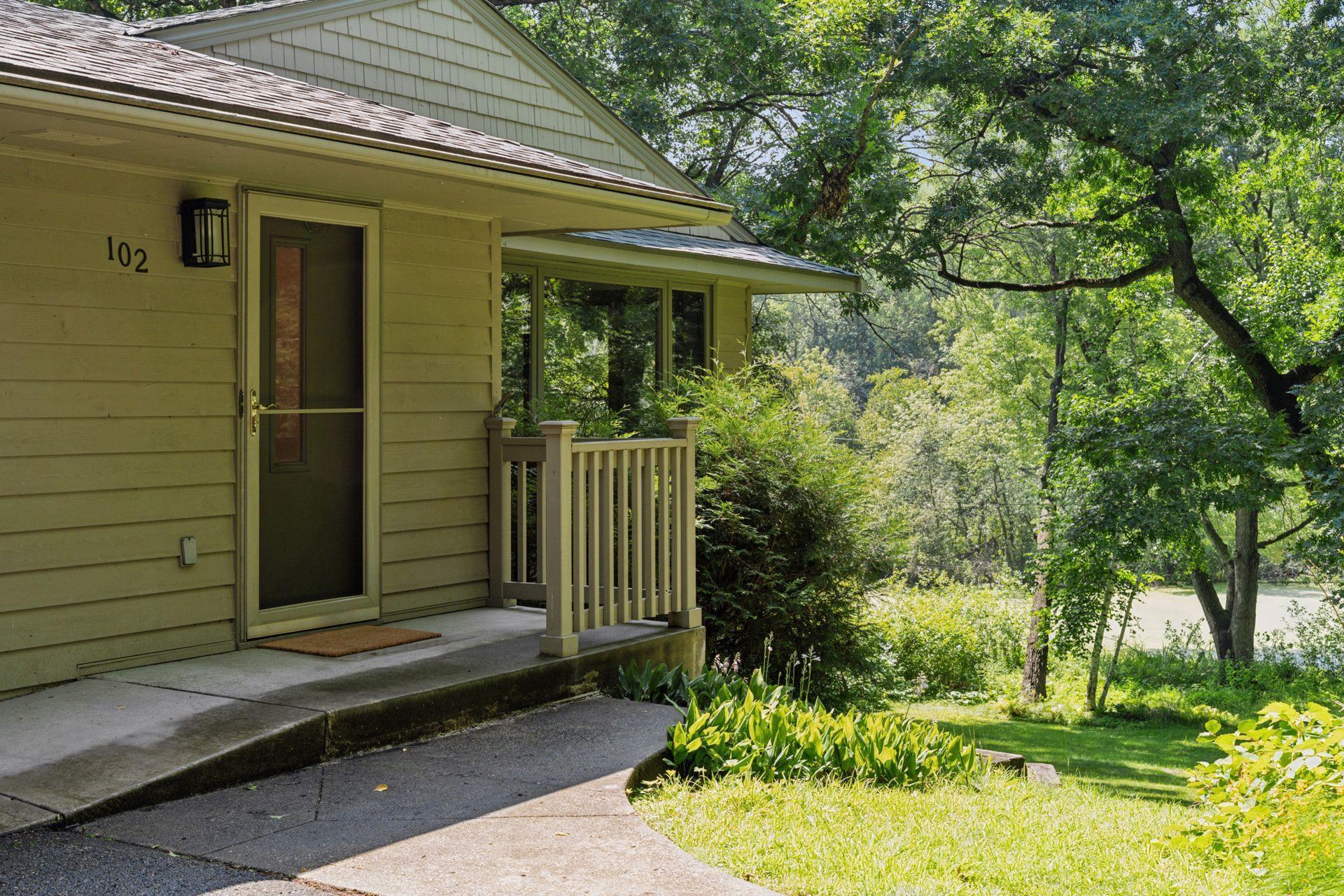 Property Photo: 102 W Kraft Road MN 55118