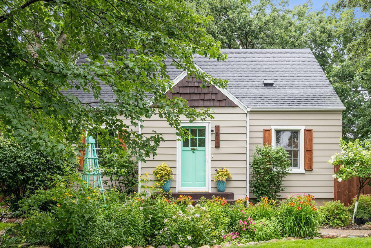 Property Photo:  1512 8th Avenue N  MN 56303 