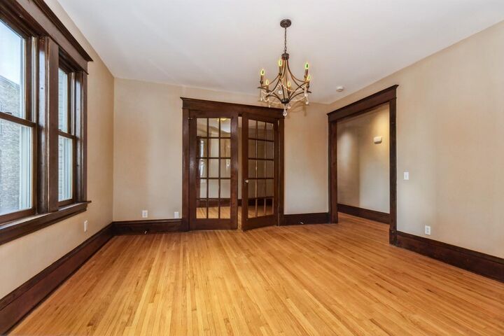 Property Photo:  304 Marshall Avenue 5  MN 55102 