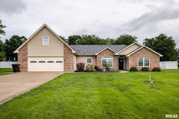 Property Photo: 1710 George Sims Road IL 62959