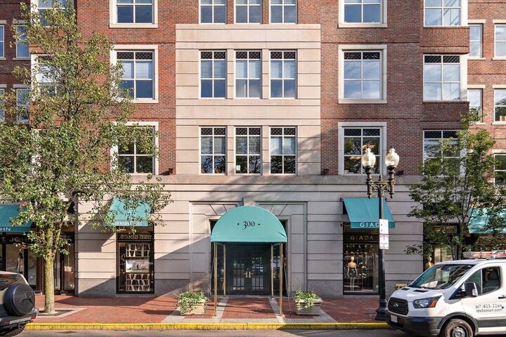 Property Photo:  300 Boylston St 909  MA 02116 
