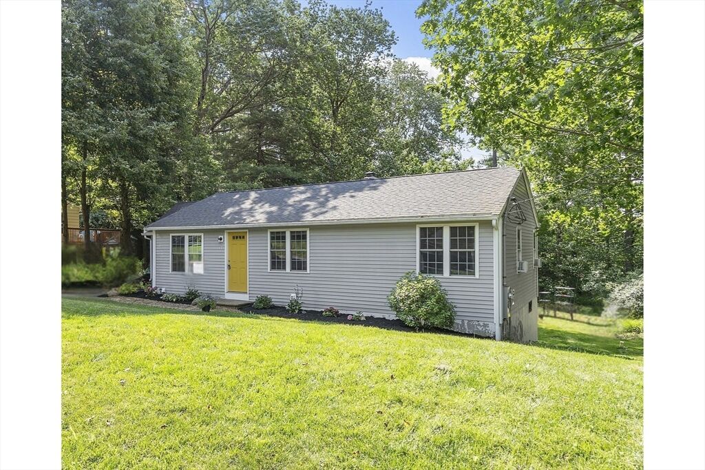 Property Photo:  11 Lillian Dr  MA 01430 