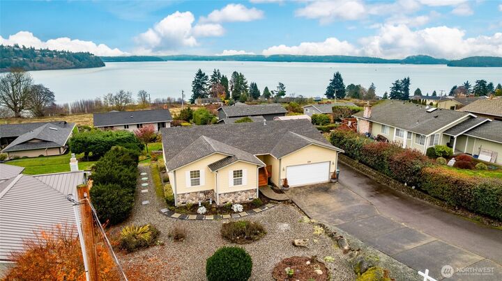 Property Photo: 539 Birch Street WA 98277