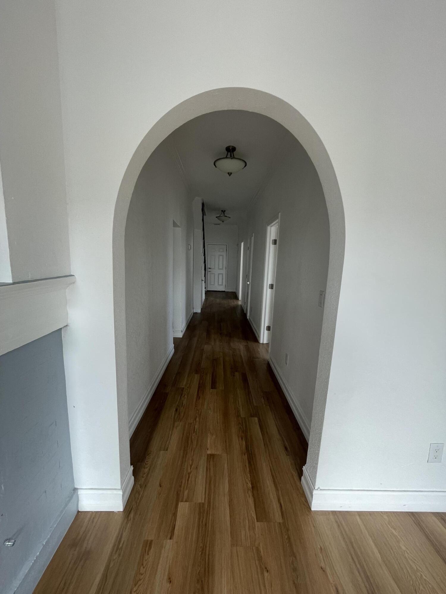 Property Photo:  18 S Palmway A  FL 33460 