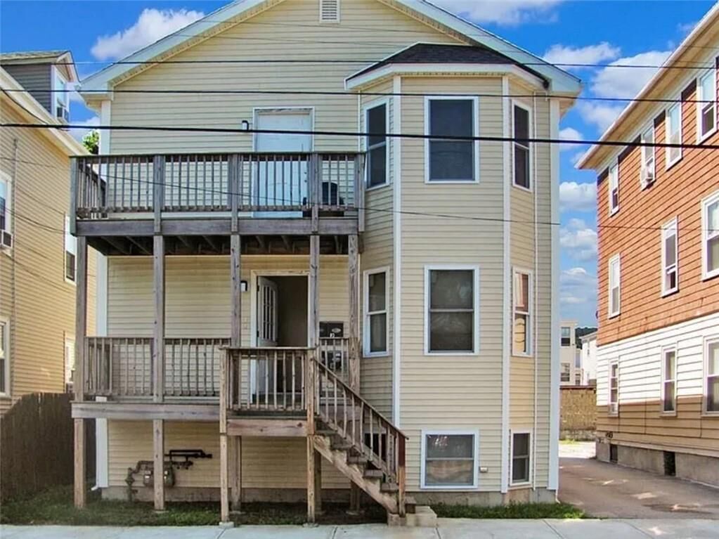 Property Photo:  104 Gesler Street  RI 02909