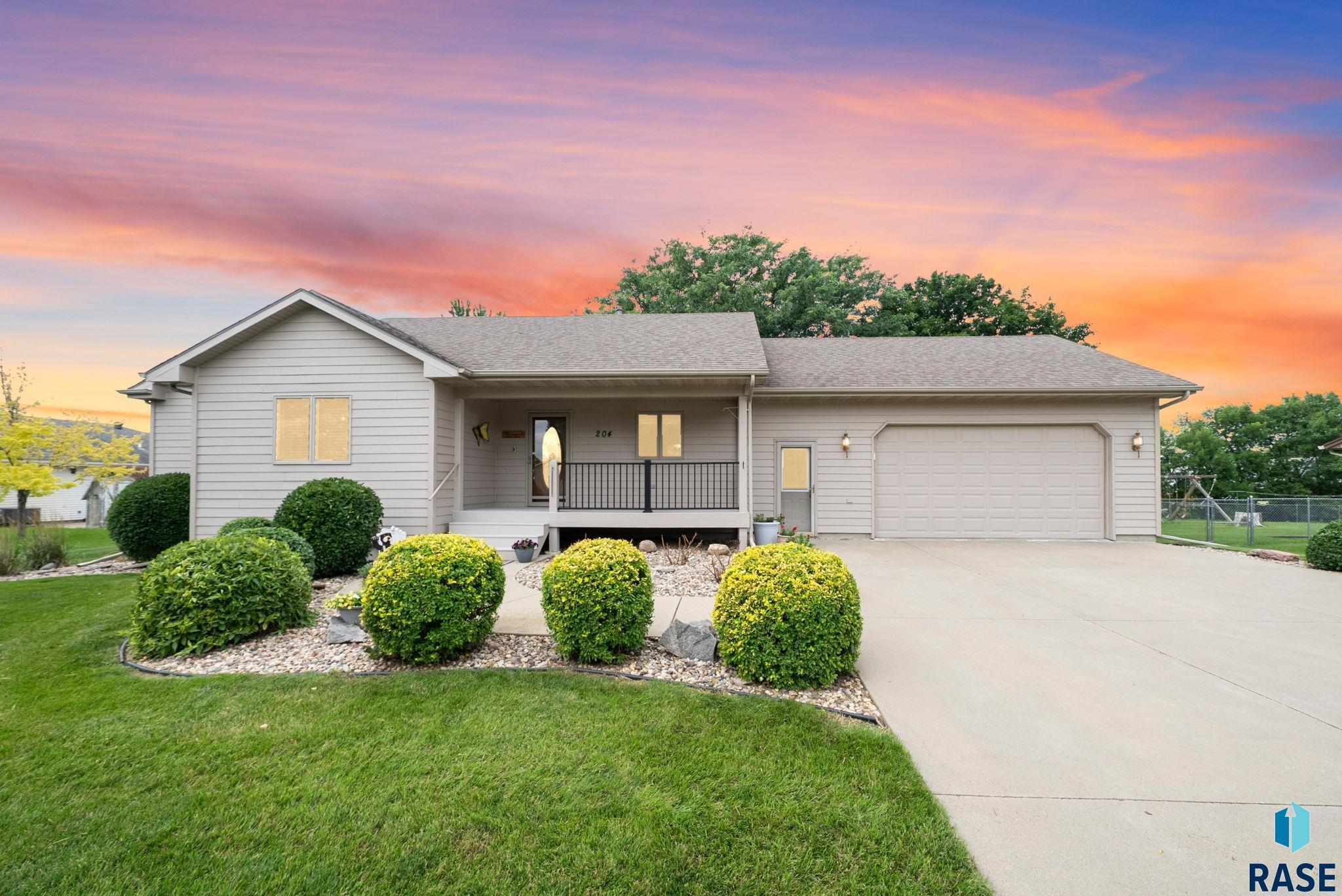 Property Photo:  204 S Carlson St  SD 57035 