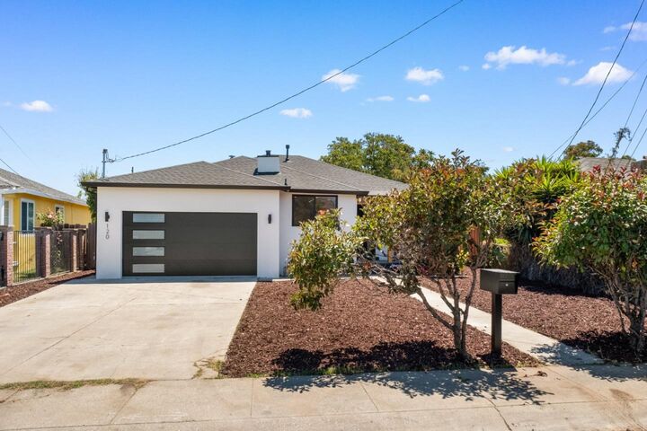 Property Photo:  120 Abelia Way  CA 94303 