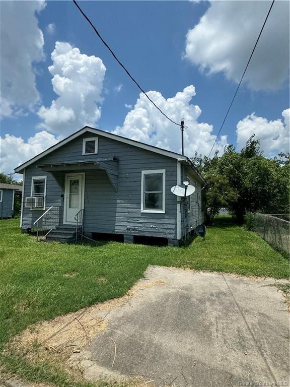 Property Photo: 2109 S Evans Street S LA 70601