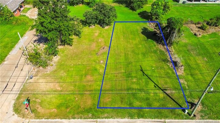 Property Photo:  124 N Bilbo Street N  LA 70601 