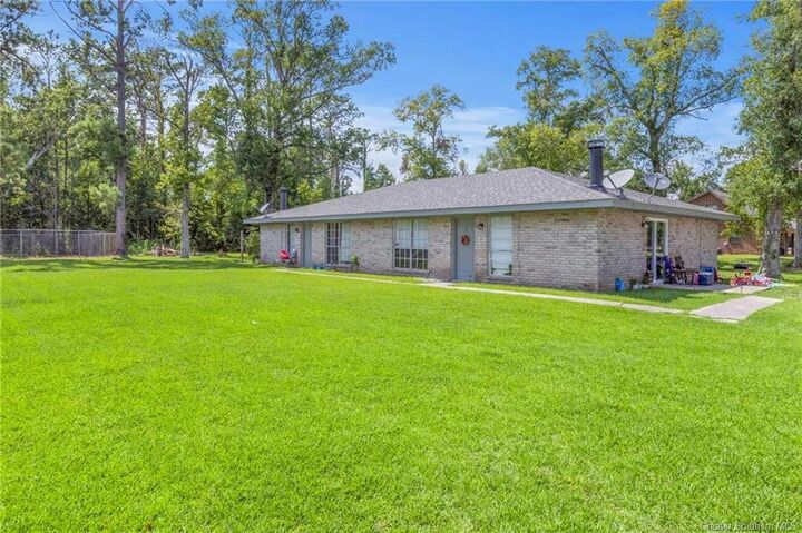 Property Photo: 1261 Woodland Trails LA 70611