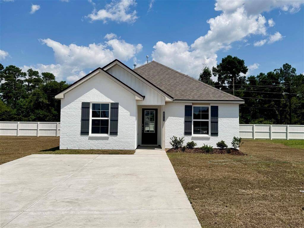 Property Photo: 4011 Savannah Oaks Drive LA 70607