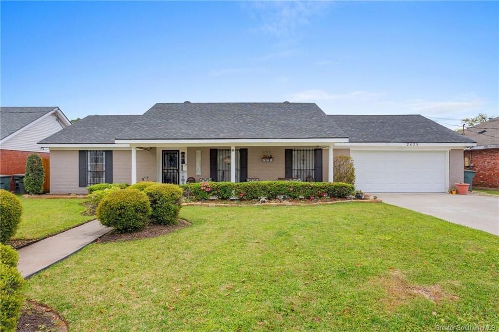 Property Photo: 2429 14th Street LA 70601