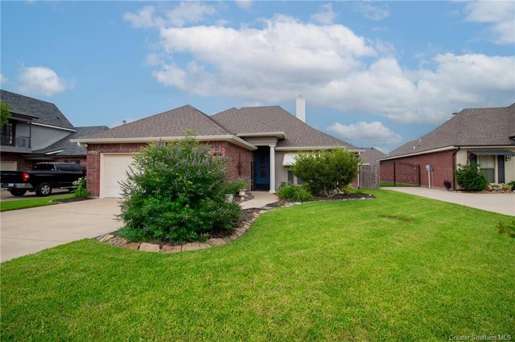 Property Photo:  5727 W Dietrich Loop W  LA 70605 