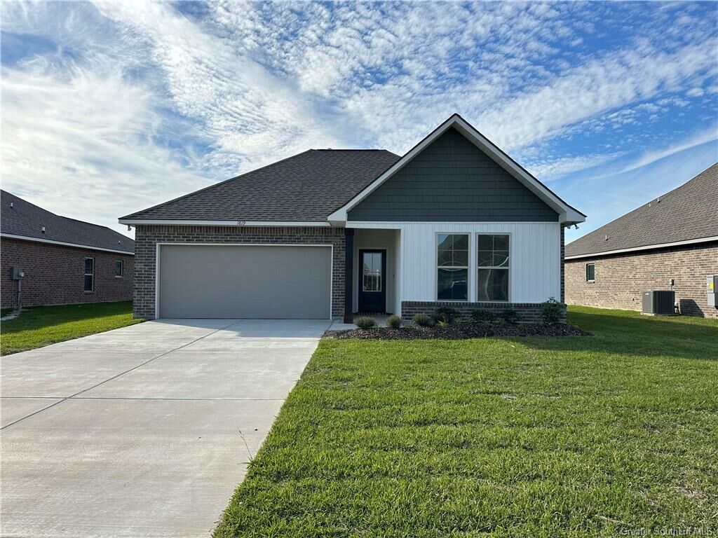 Property Photo: 1819 Downing Road LA 70611