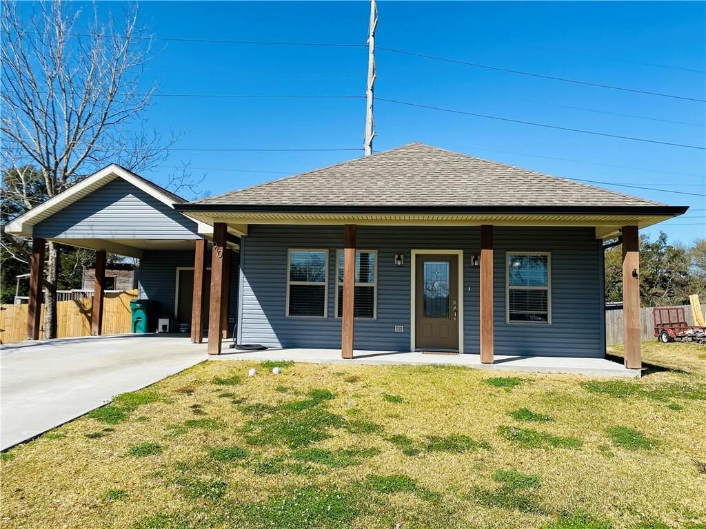 Property Photo: 910 Invader Street LA 70663