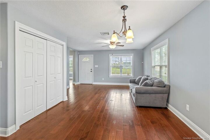Property Photo:  819 Craft Street  LA 70601 