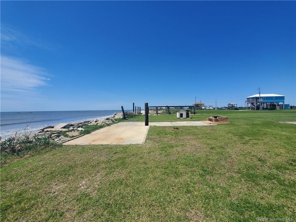 Property Photo: 285 Richard Lane LA 70631