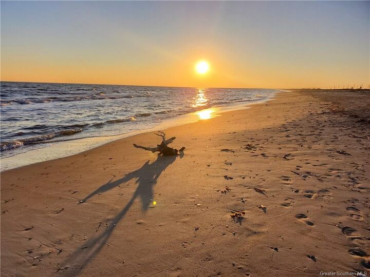 Property Photo:  2142 Heron Street  LA 70631 