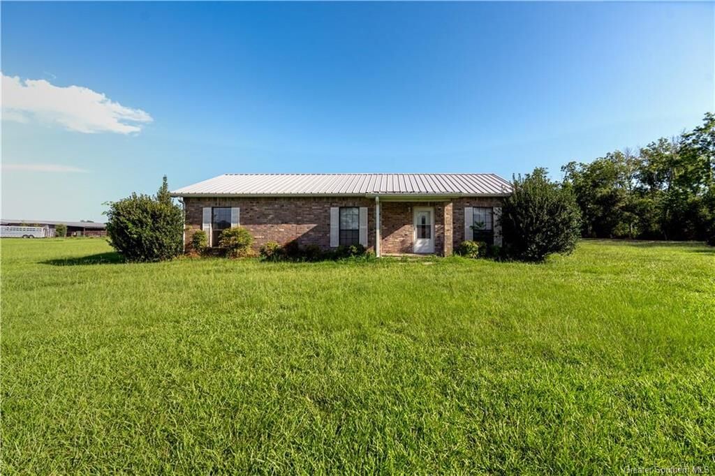 Property Photo: 103 Delaney Road LA 70607