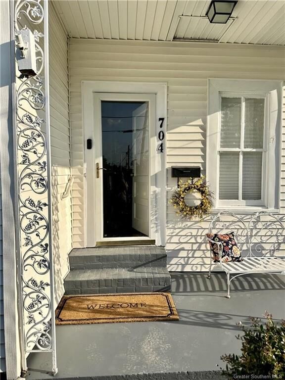 Property Photo: 704 6th Street LA 70601