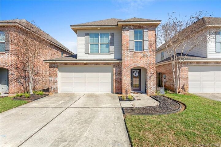 Property Photo: 2004 Maison Rue Drive LA 70605