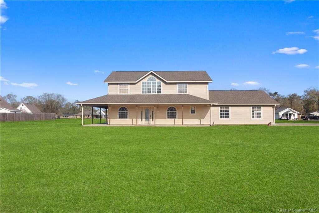 Property Photo:  6127 White Oak Drive  LA 70615 