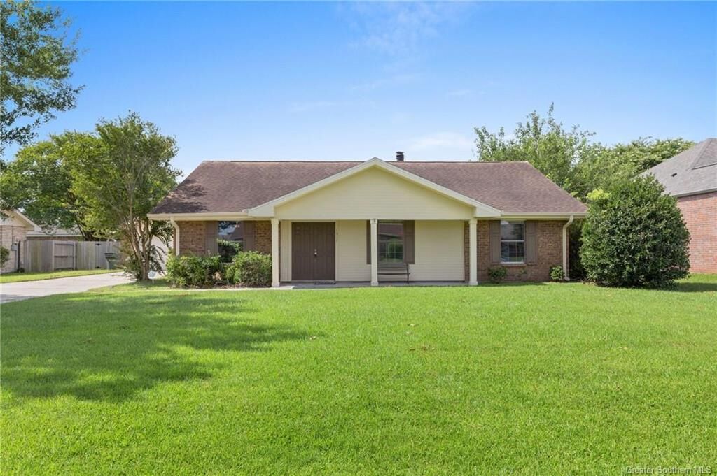 Property Photo:  1317 Waverly Street  LA 70605 