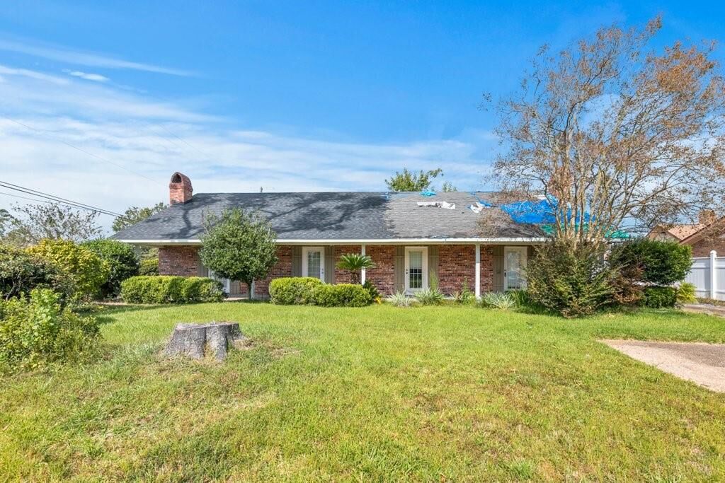 Property Photo:  69 E Beech Street E  LA 70663 