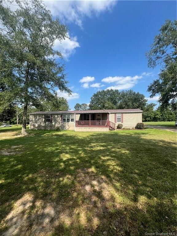 Property Photo: 164 Meadow Drive LA 70657