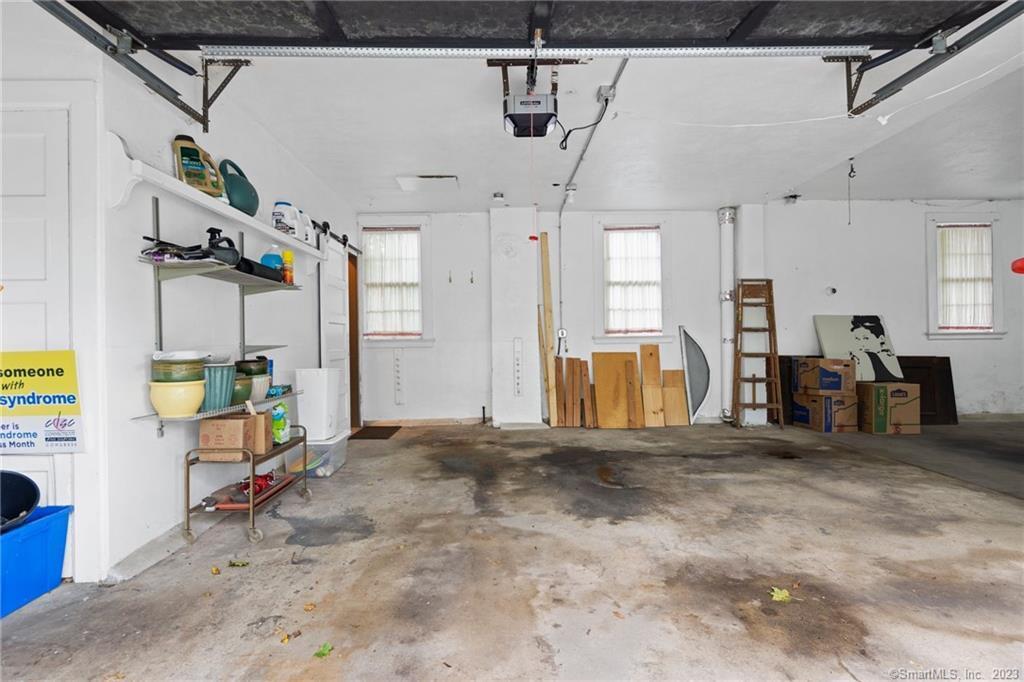 Property Photo: 20 Sycamore Road CT 06117