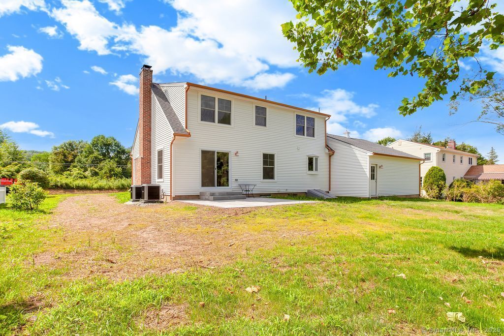 Property Photo:  214 Mixville Road  CT 06410 