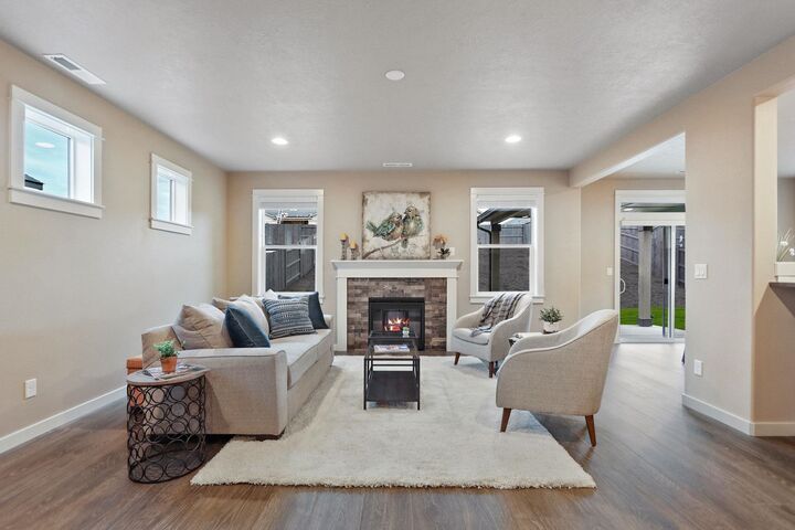 Property Photo:  1638 W 68th Ave Lot 1 Block 2 - Talent  WA 99224 