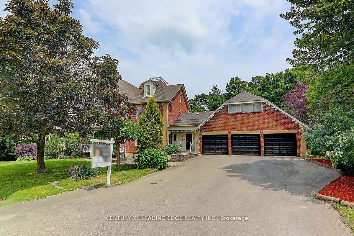 Photo de la propriété: 7 Maple View Lane ON L4A 7X5