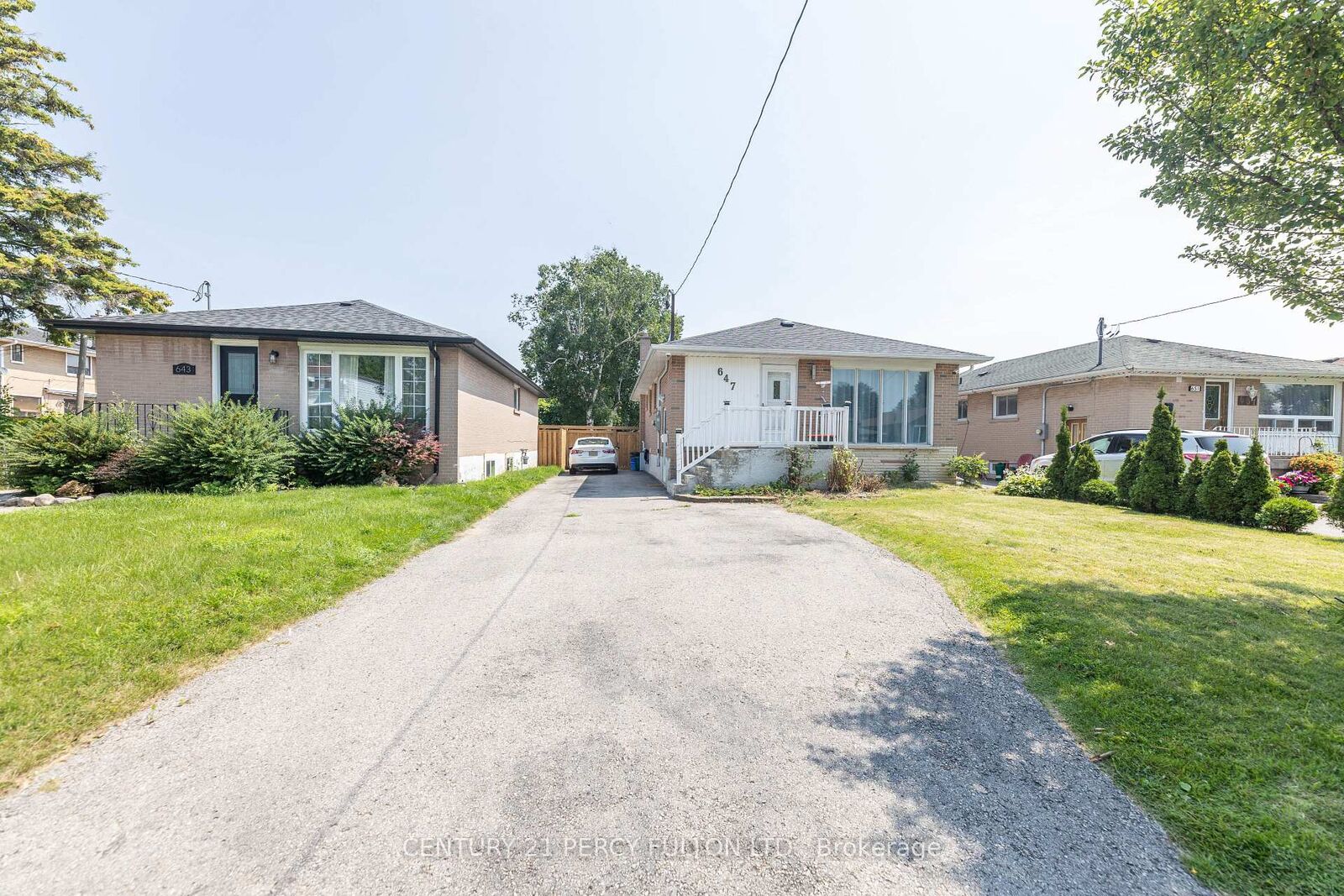 Property Photo:  647 Perry Crescent Bsmt  ON L1J 2E4 