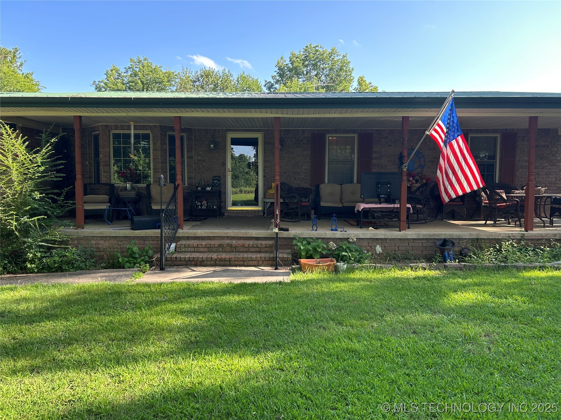 Property Photo: 805 Harris Road OK 74401