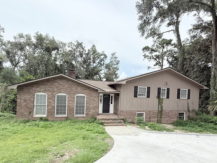 Property Photo:  2316 Riverhill Dr  GA 31602 