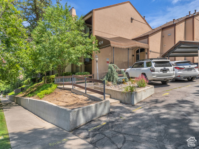 Property Photo:  424 N Center St 301  UT 84103 