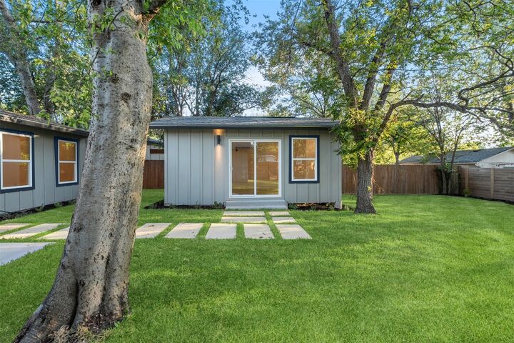 Property Photo: 8106 Briarwood Lane TX 78757