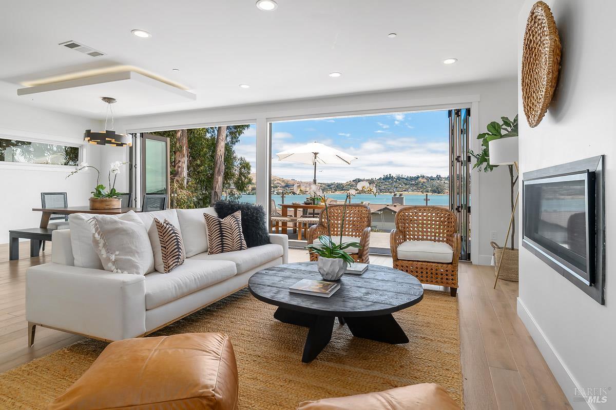 Property Photo: 178 Great Circle Drive CA 94941