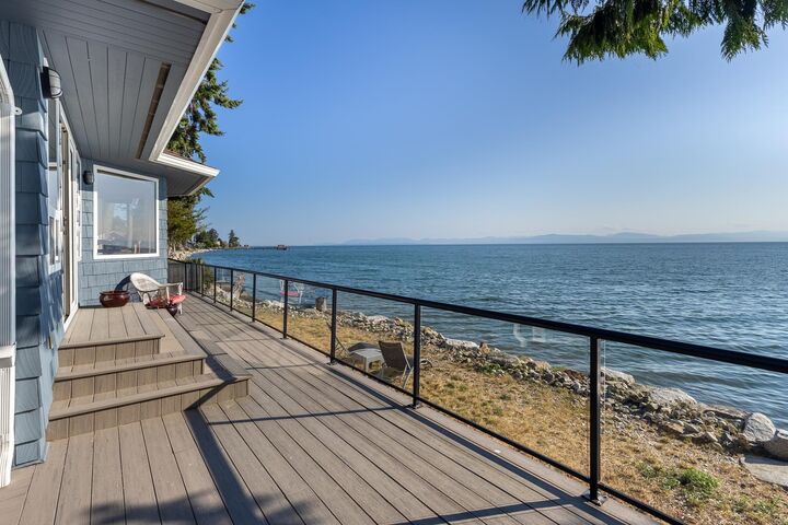 4857 Sunshine Coast Highway — photo 1