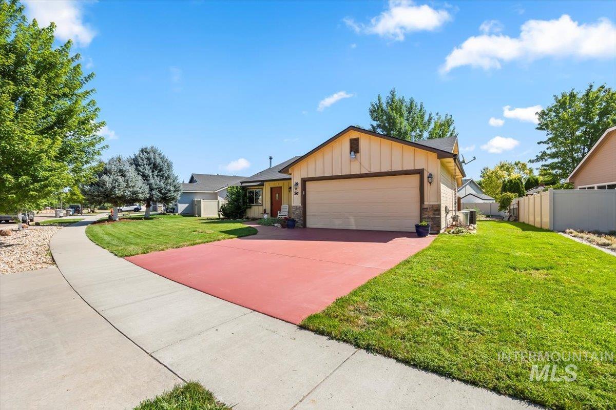 Property Photo: 56 Greenlinks Ave ID 83644